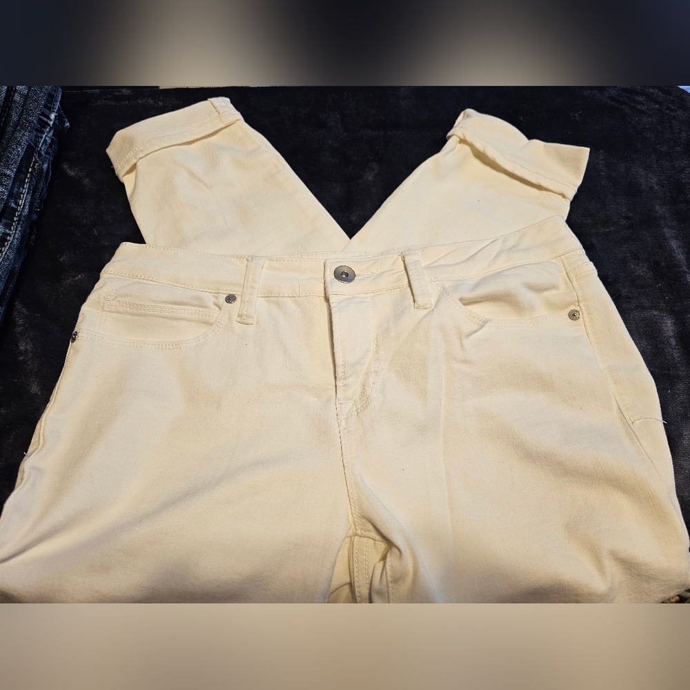 JCPenney Light Beige Skinny Jeans